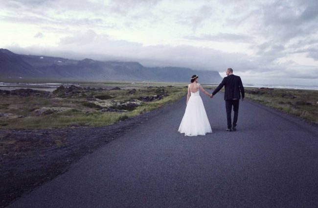 Married in beautiful nature in Iceland